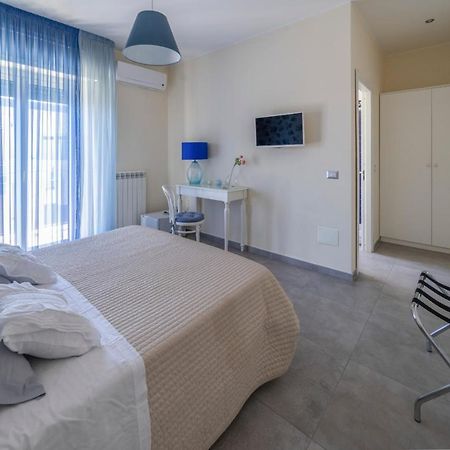 B&B Attico 160 Catania Bagian luar foto
