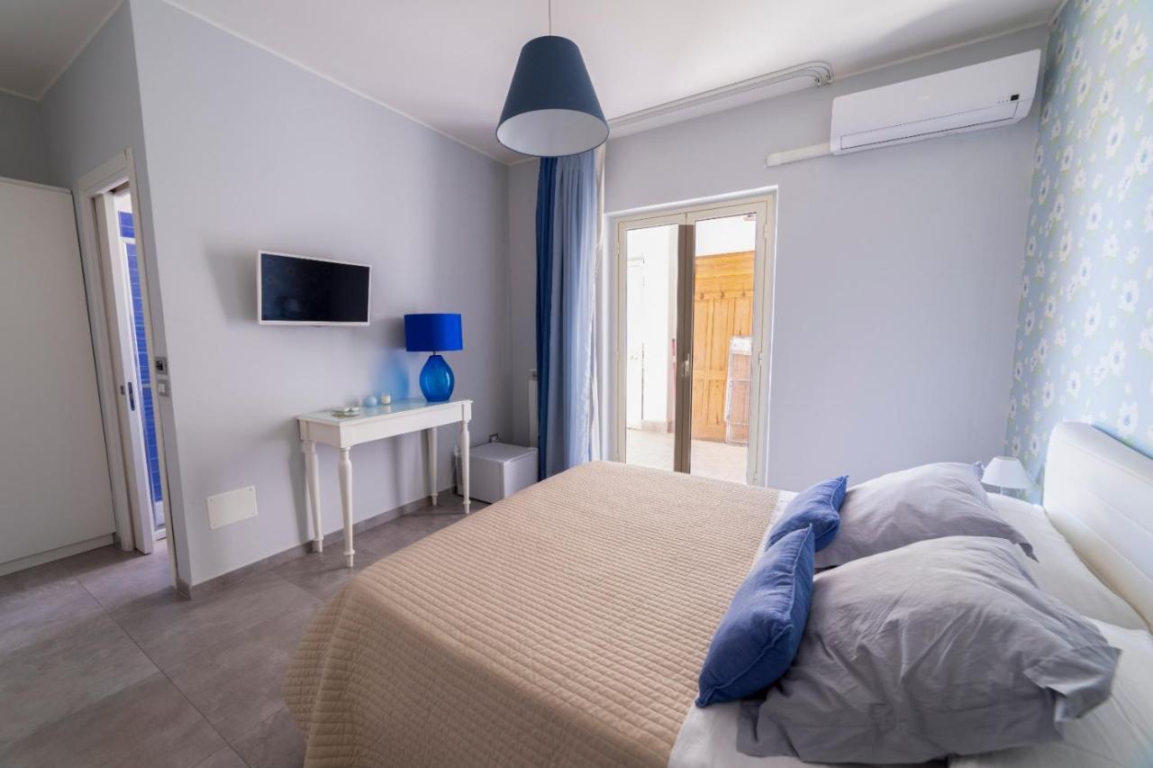B&B Attico 160 Catania Bagian luar foto